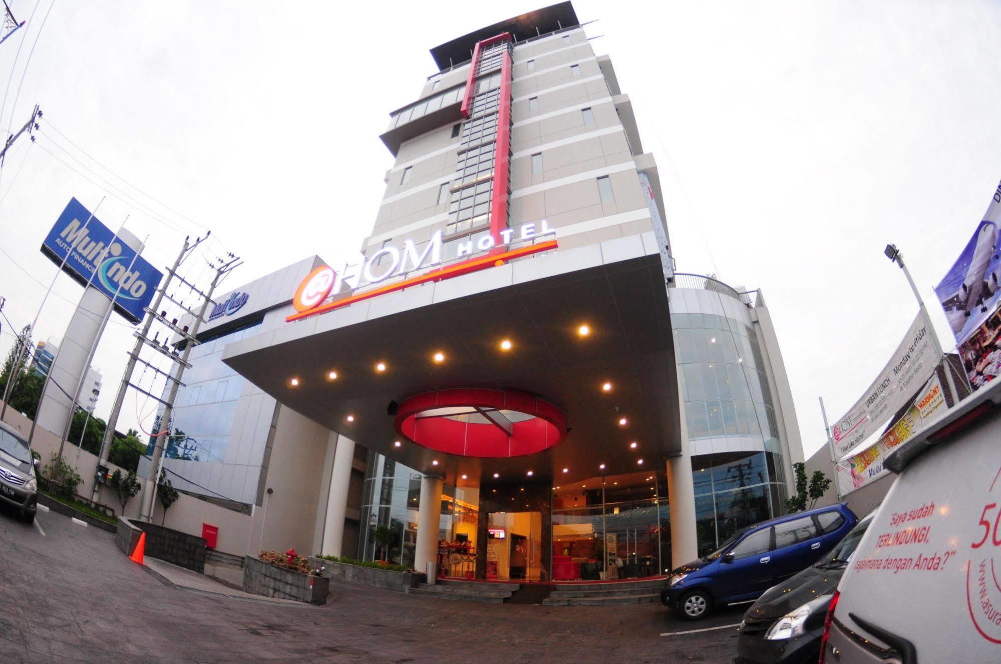@Hom Semarang Simpang Lima Hotel Buitenkant foto